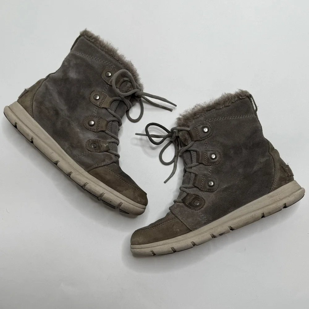 Sorel Winter Boots Womens 9.5 Explorer Joan Gray Suede Faux‎ Fur NL3039-052